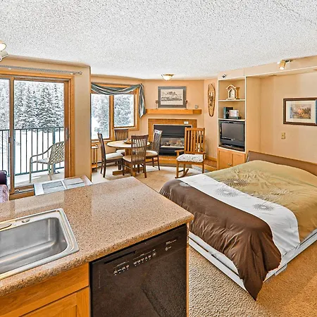 Iron Horse Resort Winter Park Room photo